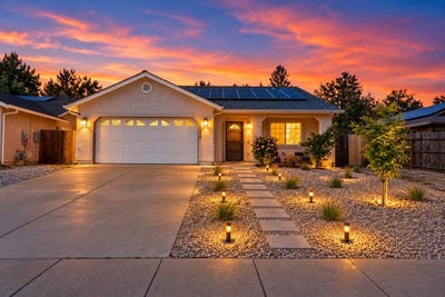 /international/us/16834-winchell-drive-redding-ca-110110405694/