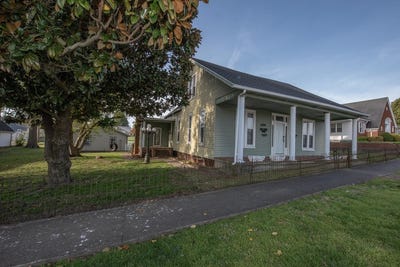 /international/us/151-webster-street-sebree-ky-110105512490/