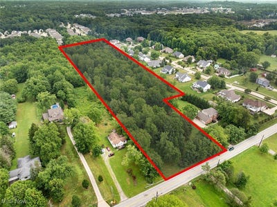 /international/us/2022-akins-road-broadview-heights-oh-110101288661/