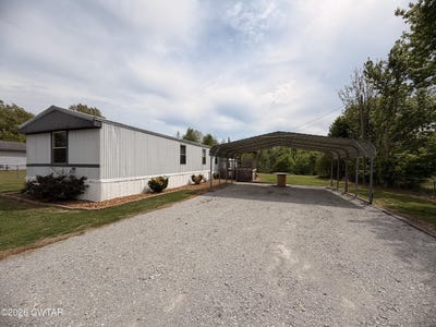 /international/us/115-brooks-lane-jackson-tn-110107267678/