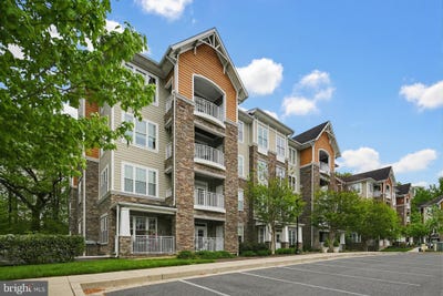 /international/us/11-clay-lodge-lane-catonsville-md-110107693563/