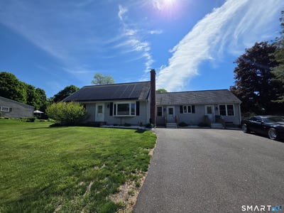 /international/us/15-van-buren-road-enfield-ct-110108296932/
