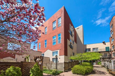 /international/us/61-20-71st-avenue-queens-ny-110106341797/