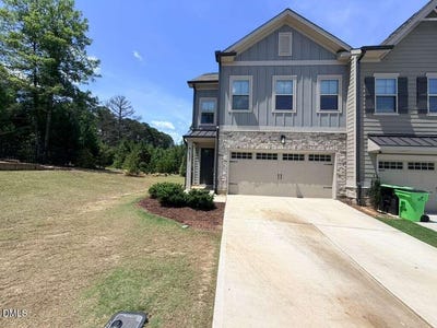 /international/us/2222-bohan-court-apex-nc-110108410496/