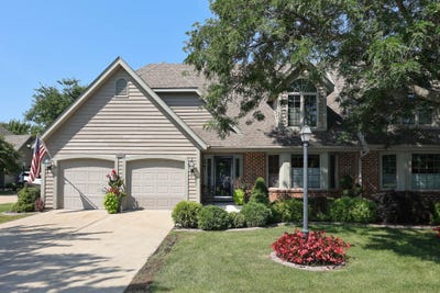 /international/us/7431-carter-cir-franklin-wi-110101481097/