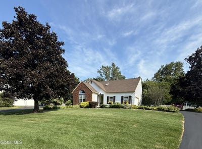 /international/us/4-sierra-trace-malta-ny-110101365700/