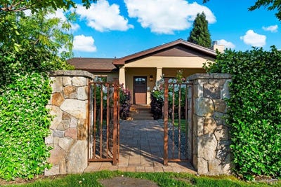 /international/us/977-pratt-avenue-st-helena-ca-110107639237/