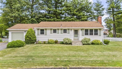 /international/us/103-perry-road-bristol-ct-110100895946/?lang=en