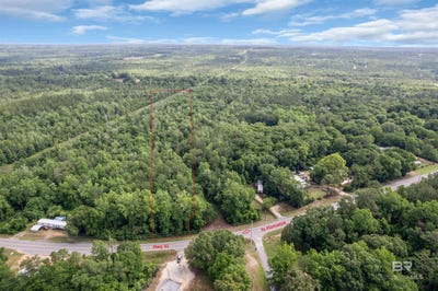 /international/us/us-highway-31-flomaton-al-110108393729/