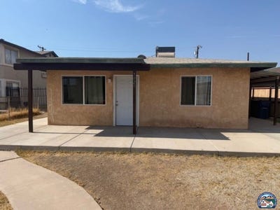 /international/us/1025-e-2nd-st-calexico-ca-110108962113/