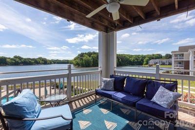/international/us/930-jetton-street-davidson-nc-110107697033/