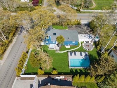 /international/us/48-springville-road-hampton-bays-ny-110107939990/
