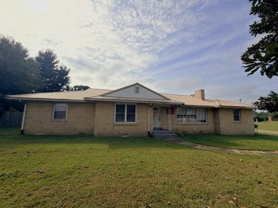 /international/us/1516-w-broadway-mayfield-ky-110110308531/
