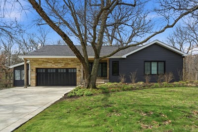 /international/us/11904-s-86th-avenue-palos-park-il-110107357227/