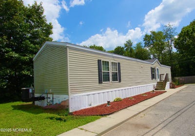 /international/us/10-citrus-lane-howell-nj-110101219740/