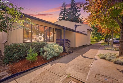 /international/us/333-nw-3rd-ave-canby-or-110119968320/