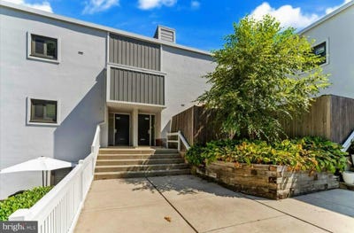 /international/us/1750-oakwood-terrace-narberth-pa-110107821919/