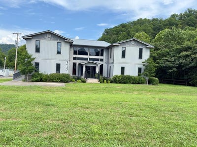/international/us/9015-us-23-stanville-ky-110101025751/