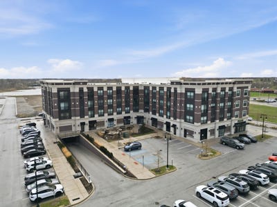 /international/us/9610-n-centennial-drive-munster-in-110107845550/