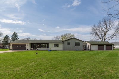 /international/us/46144-lakeview-drive-decatur-mi-110099021860/