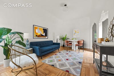 /international/us/425-winthrop-street-brooklyn-ny-110108098156/