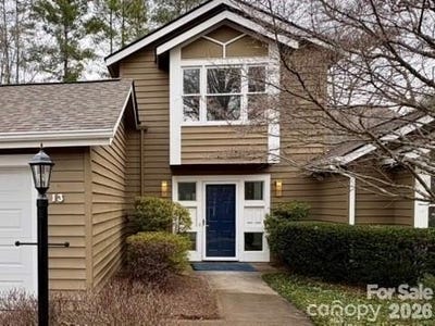 /international/us/13-laurel-place-drive-asheville-nc-110110128950/