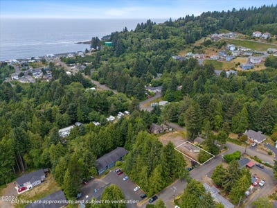 /international/us/25-se-ainslee-ave-tl-3300-depoe-bay-or-110104218028/