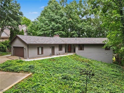 /international/us/8188-kepler-avenue-nw-canal-fulton-oh-110119584842/