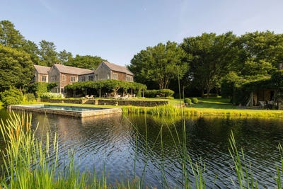 /international/us/266-300-sagaponack-road-bridgehampton-ny-110107353750/