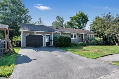 /international/us/22-bernard-avenue-biddeford-me-110101179362/?lang=zh-tw