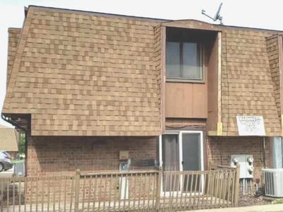 /international/us/12739-s-kenneth-avenue-alsip-il-110108662056/