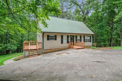 /international/us/168-ridgecrest-circle-ellijay-ga-110101504180/?lang=en