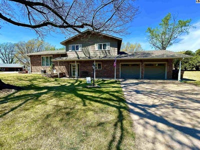 /international/us/4102-rowland-rd-hutchinson-ks-110107212081/