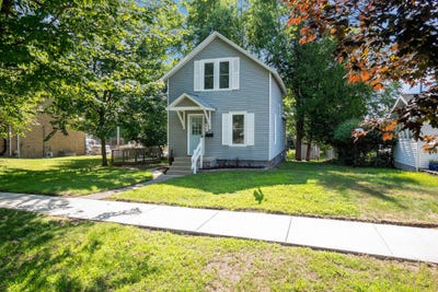 /international/us/319-n-rowe-street-ludington-mi-110106926102/
