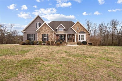 /international/us/735-bryant-road-cohutta-ga-110105869377/