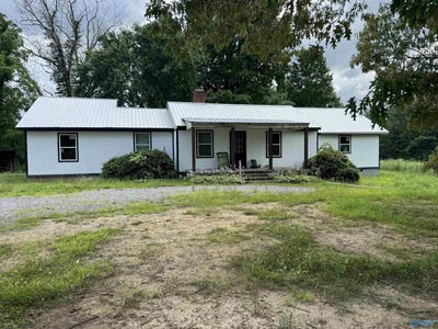 /international/us/166-alabama-highway-146-scottsboro-al-110100508678/