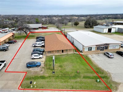 /international/us/311-e-highway-199-springtown-tx-110097081093/