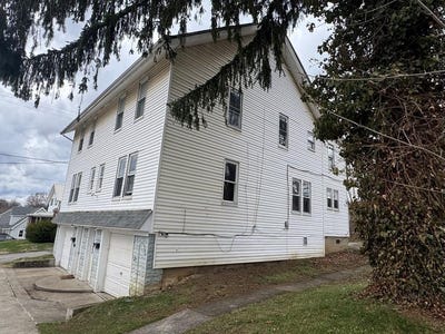 /international/us/629-south-st-clarion-pa-110106302829/