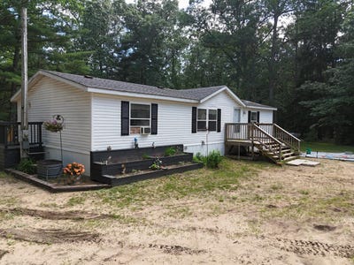 /international/us/18233-old-house-road-wellston-mi-110109209882/
