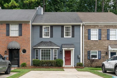 /international/us/3064-riverwood-terrace-birmingham-al-110101167828/