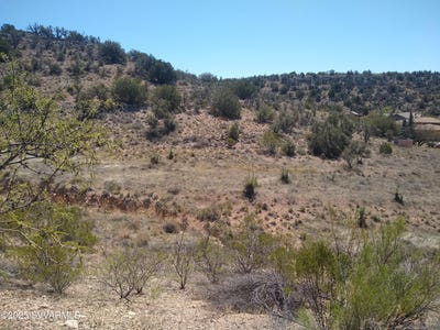 /international/us/6425-n-thunder-ridge-rd-rimrock-az-110096720119/?lang=en