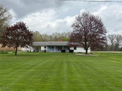 /international/us/17900-western-reserve-road-north-benton-oh-110098382518/
