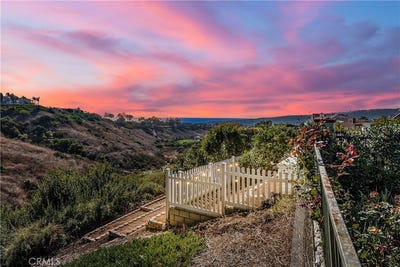 /international/us/22-ponders-laguna-niguel-ca-110120712794/