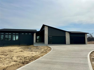 /international/us/2188-114th-court-winterset-ia-110107080511/