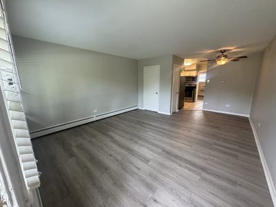 /international/us/105-e-grove-street-lombard-il-110107819061/