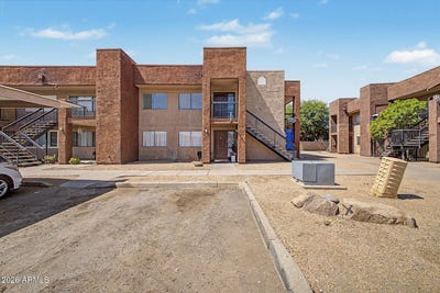 /international/us/3810-n-maryvale-parkway-phoenix-az-110108796350/