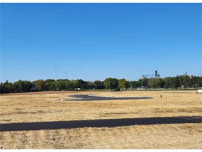 /international/us/511-4th-street-se-hayfield-mn-110094881014/