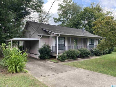 /international/us/2394-zinnia-drive-hueytown-al-110110266988/