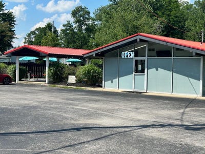 /international/us/178-lakeway-drive-russell-springs-ky-110106140638/