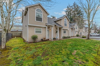 /international/us/19159-se-yamhill-st-portland-or-110106730042/